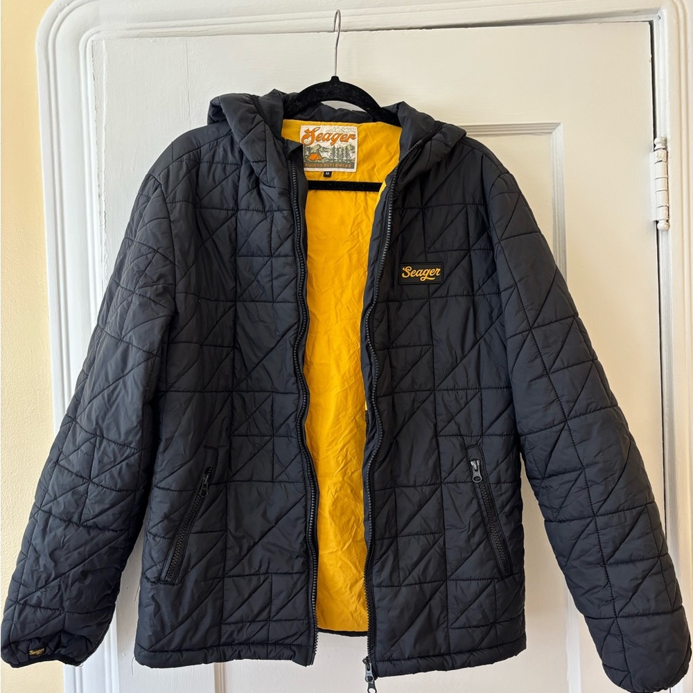 Black Packable Puffer Seager Jacket